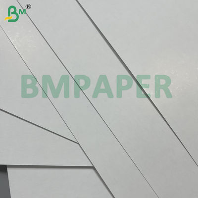 300g-330g Blauwe kern gladde duurzaamheid Eco-vriendelijk wit bekleed pokerpapier voor het maken van speelkaarten