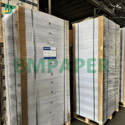 Eenzijdig gegolfd papier witte kleur voor het kussen van verpakkingen