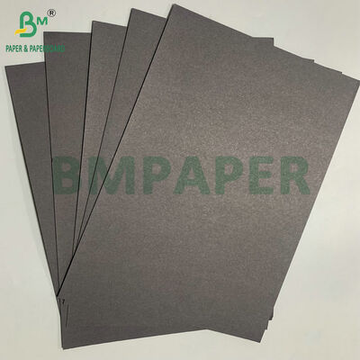 Glanzige matte afwerking Premium zwaargewicht 300 gram zwart karton voor laser/inkjet afdruk affiches & fotomontage