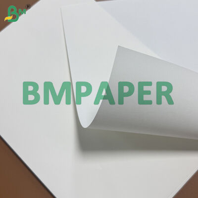 80 gm Hoge witte kopieerpapier Jumbo rollen 1055 mm 914 mm, Helderheid 102%-106%
