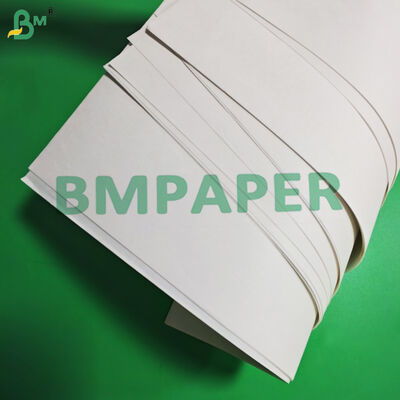 70g 80g Gebleekt Wit Kraftpapier Voor Cadeauzakjes Hoge Sterkte 750mm 1020mm