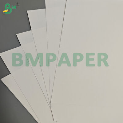 120 gsm witte kraftpapierrollen met hoge sterkte voor boodschappentassen