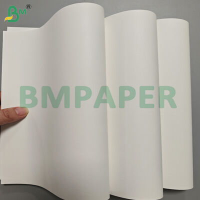 120 gsm witte kraftpapierrollen met hoge sterkte voor boodschappentassen